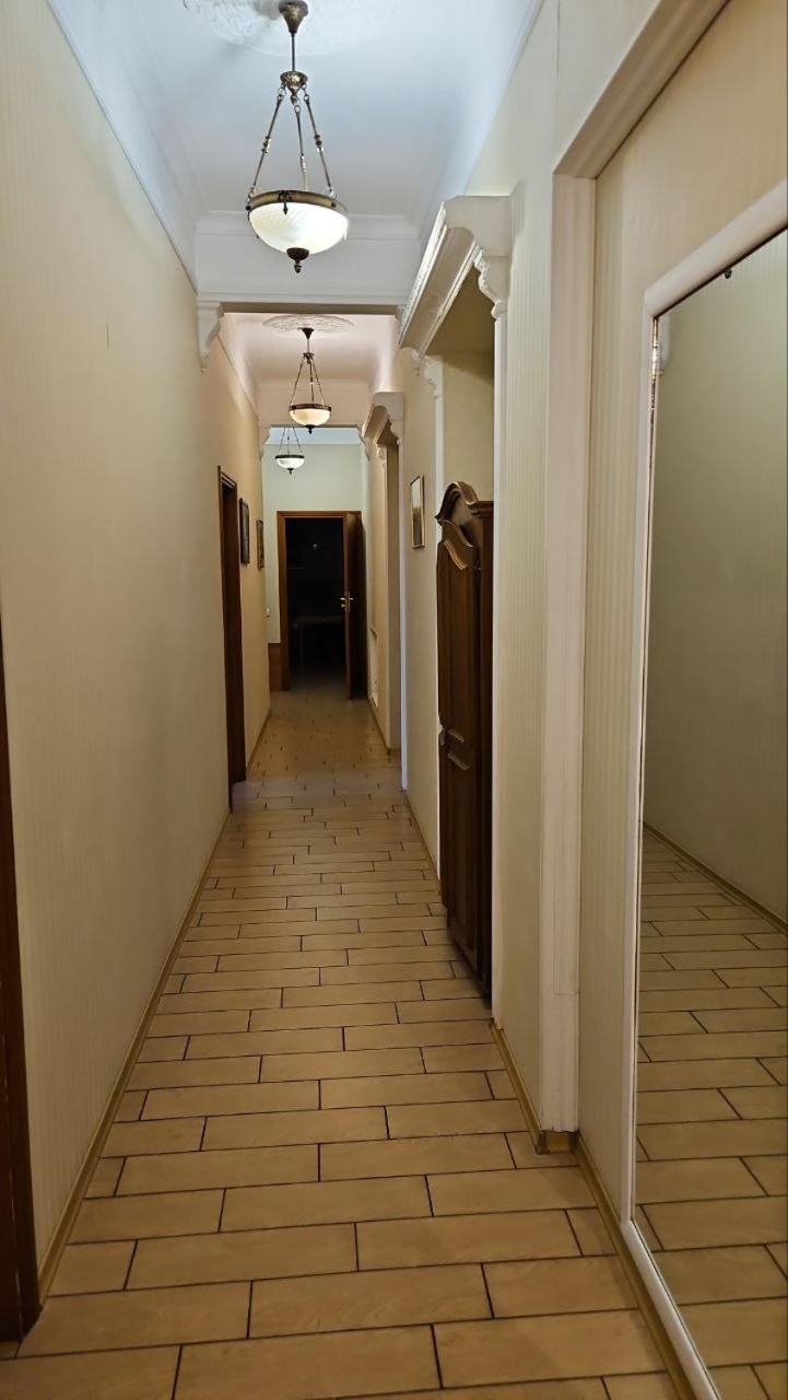 Bessarabka Apartments Kiew Exterior foto